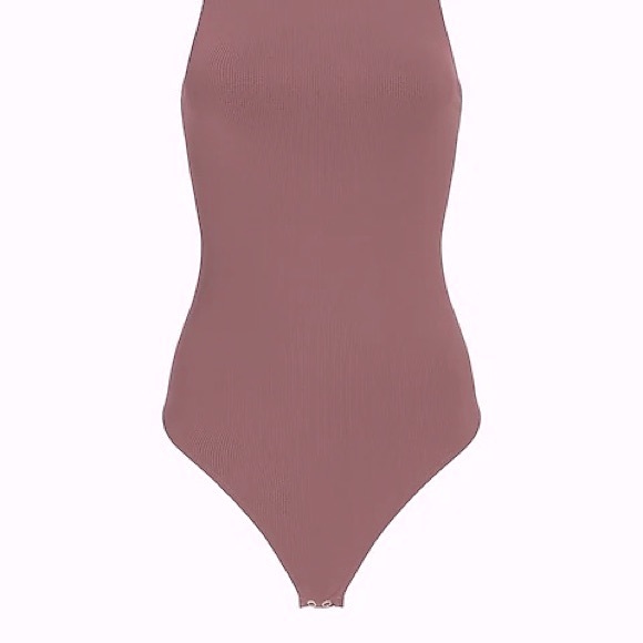 NWT Express Body Contour Silky High Neck Thong Bodysuit - Picture 5 of 5